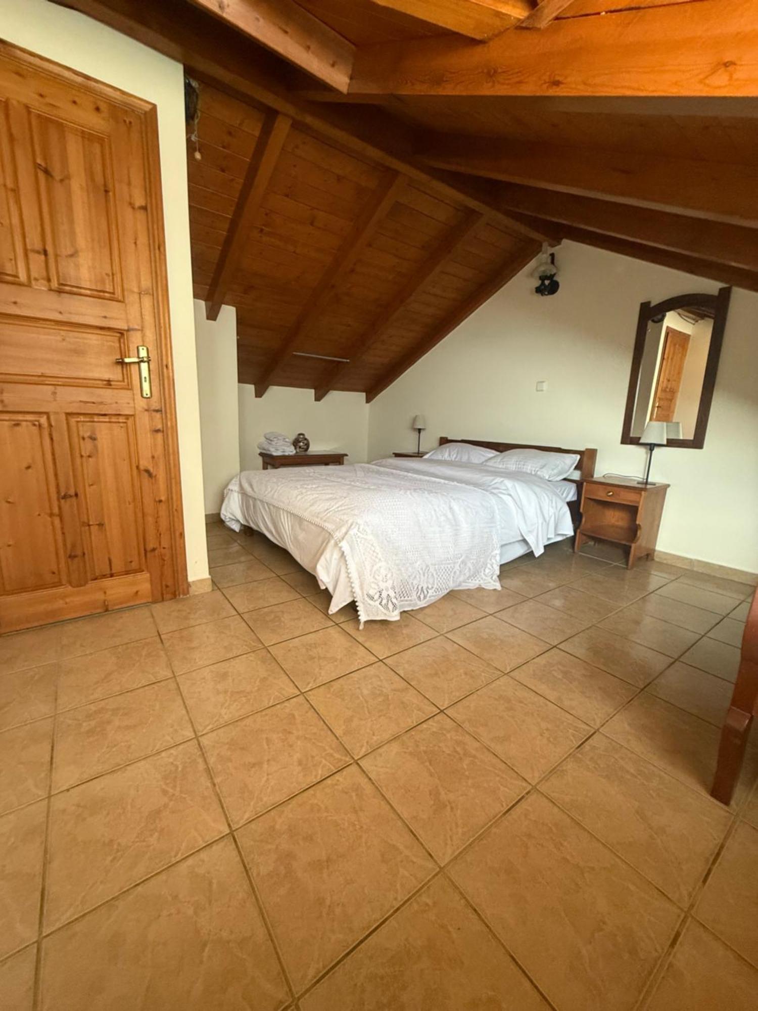 Arcadianis Lakeview Villa At Psari Arkadias Pszári Kültér fotó
